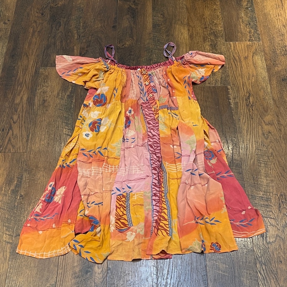 Kantha Bae Twirl Away Tunic nwt one size fits most